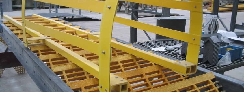 Requisitos de seguridad para escaleras fijas